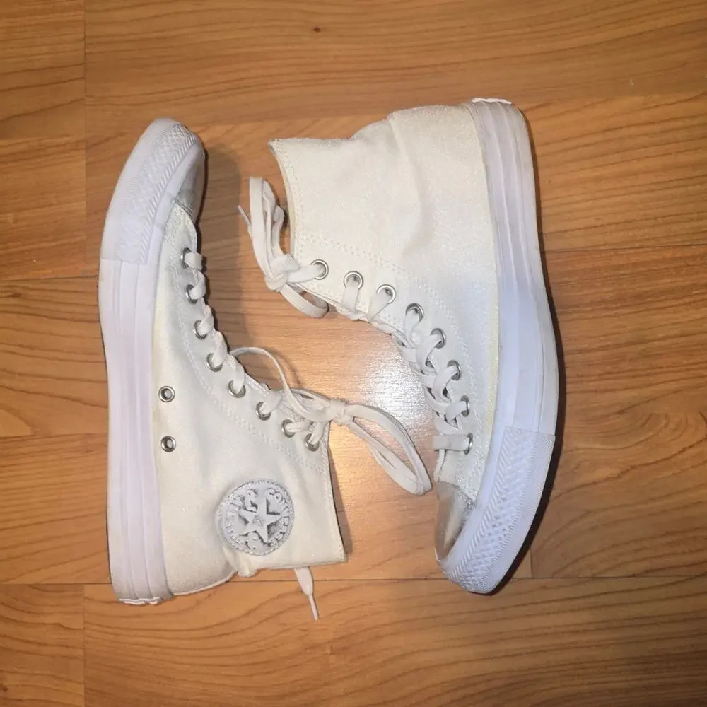 Converse High-Top Sneakers in White - Picture 8 of 14